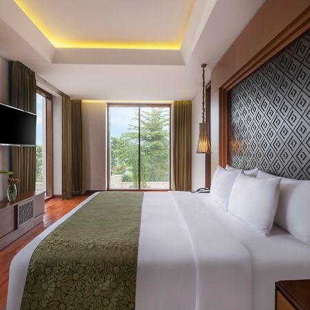 Golden Tulip Jineng Resort Bali Kuta Lombok Exterior foto